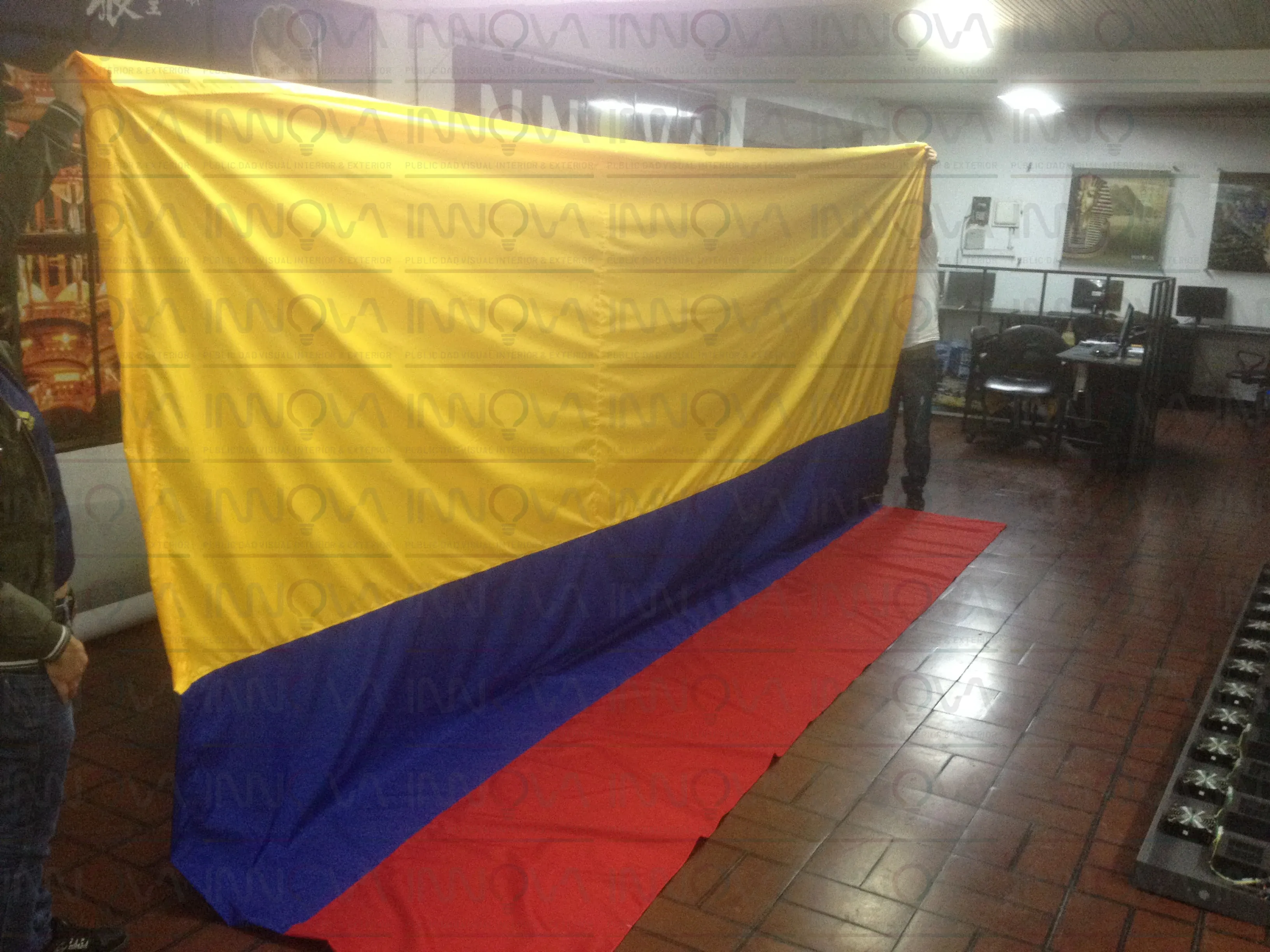 BANDERAS - PORTATILES DESARMABLES - Imagen 1
