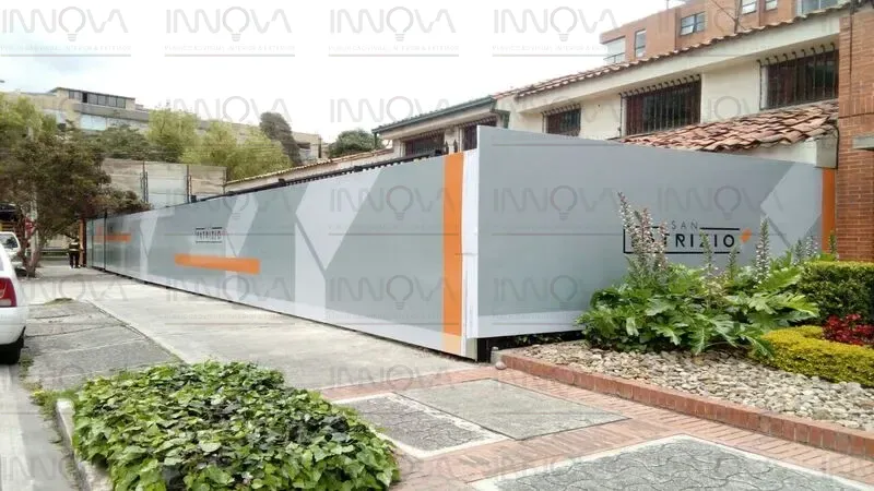 CERRAMIENTOS - CON DECORACION PLANA - Imagen 1