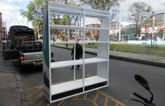 PUNTO DE VENTA - MOBILIARIOS PERSONALIZADOS - Imagen 8
