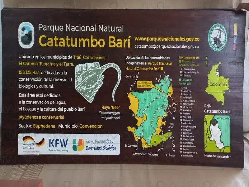 VALLA PUBLICITARIA - EN MADERA - Imagen 4