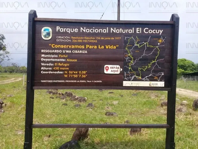 VALLA PUBLICITARIA - EN MADERA - Imagen 9